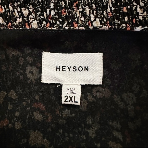 Heyson Ditsy Floral Button Down Blouse Size 2X - Picture 3 of 6